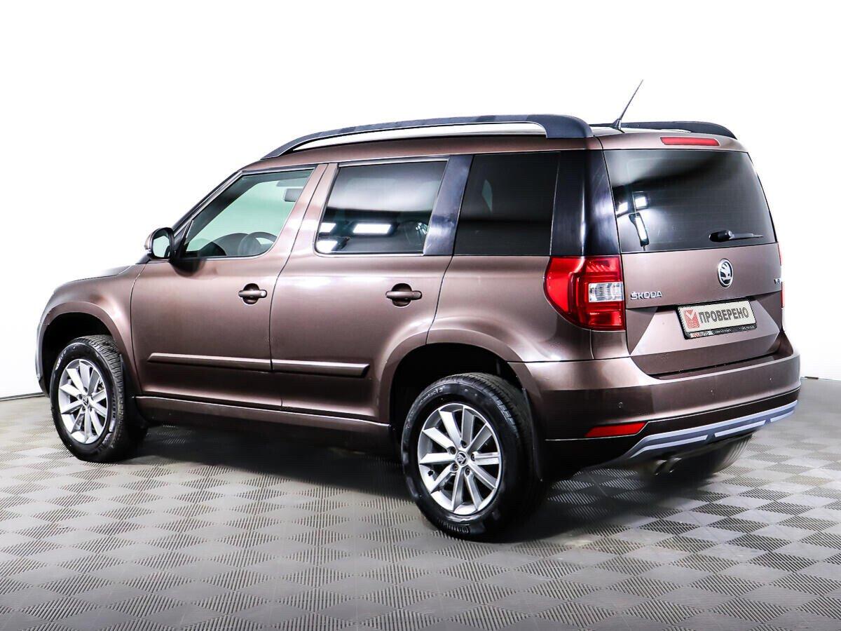 Skoda Yeti 2015, коричневый