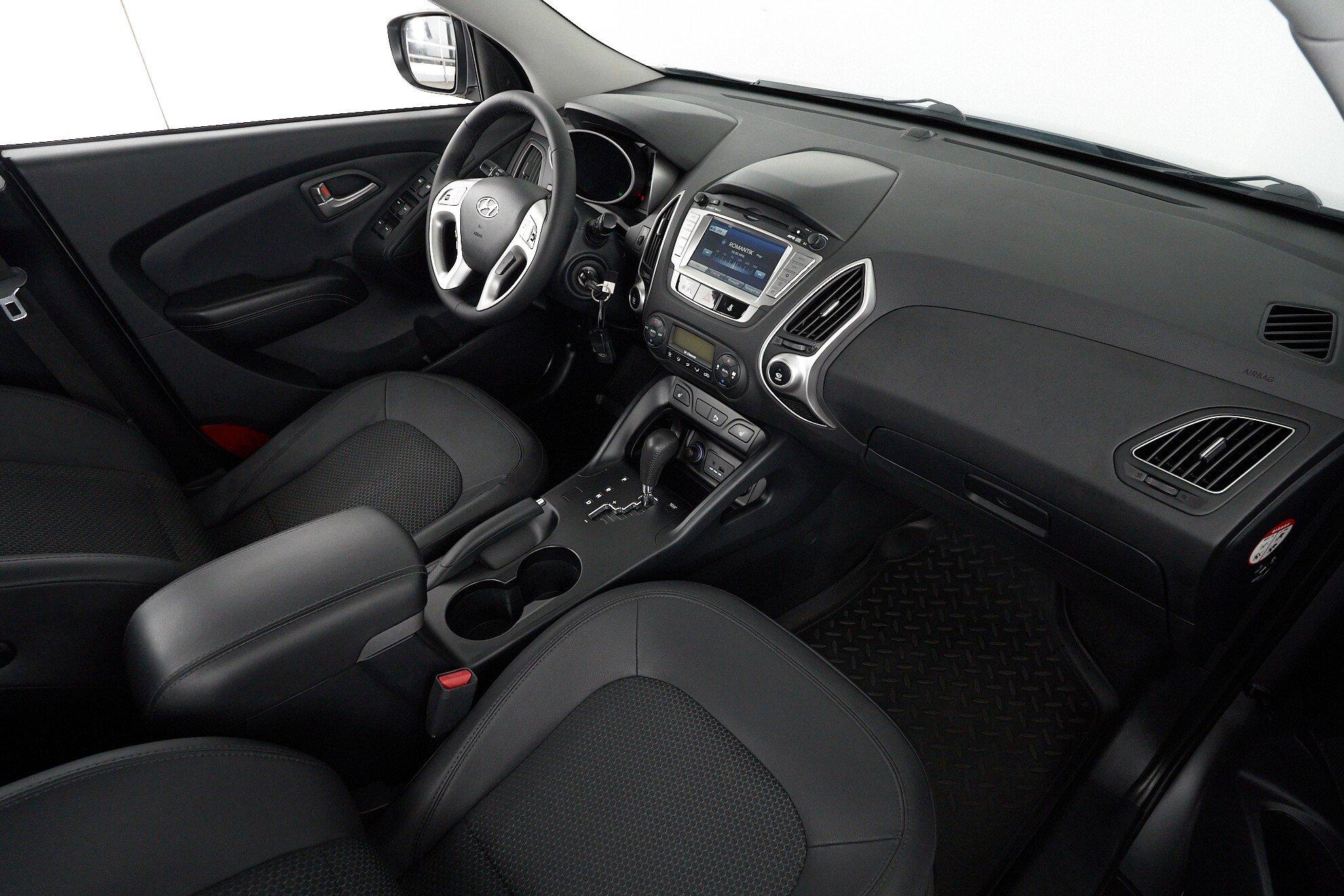 Hyundai ix35 2012, серый