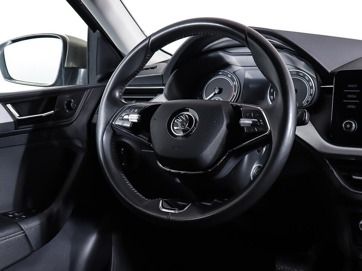 Skoda Rapid 2020, серебряный