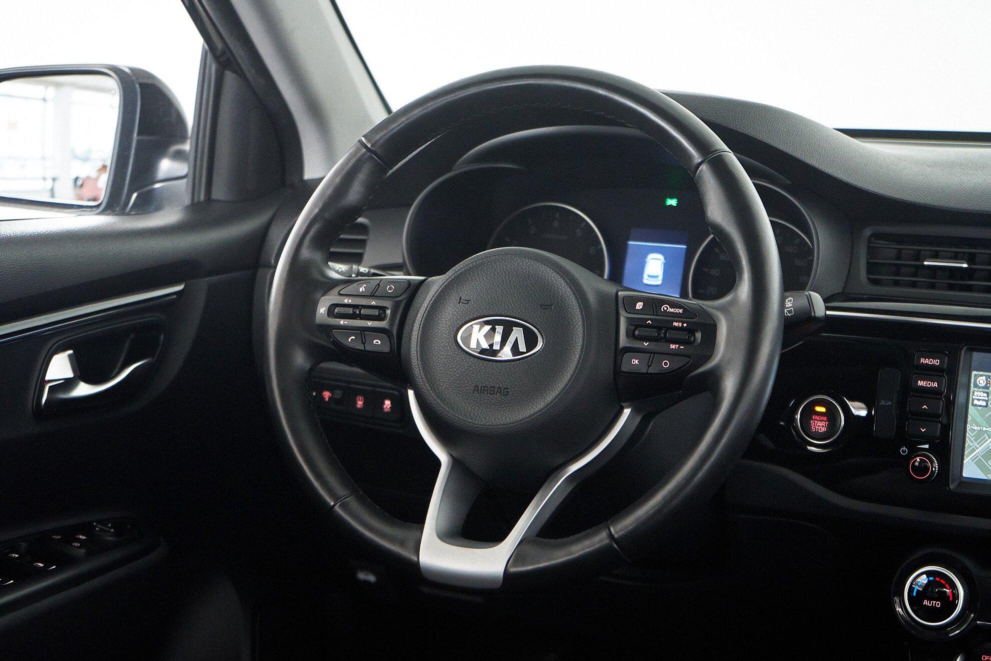 Kia Rio X-Line 2019, черный