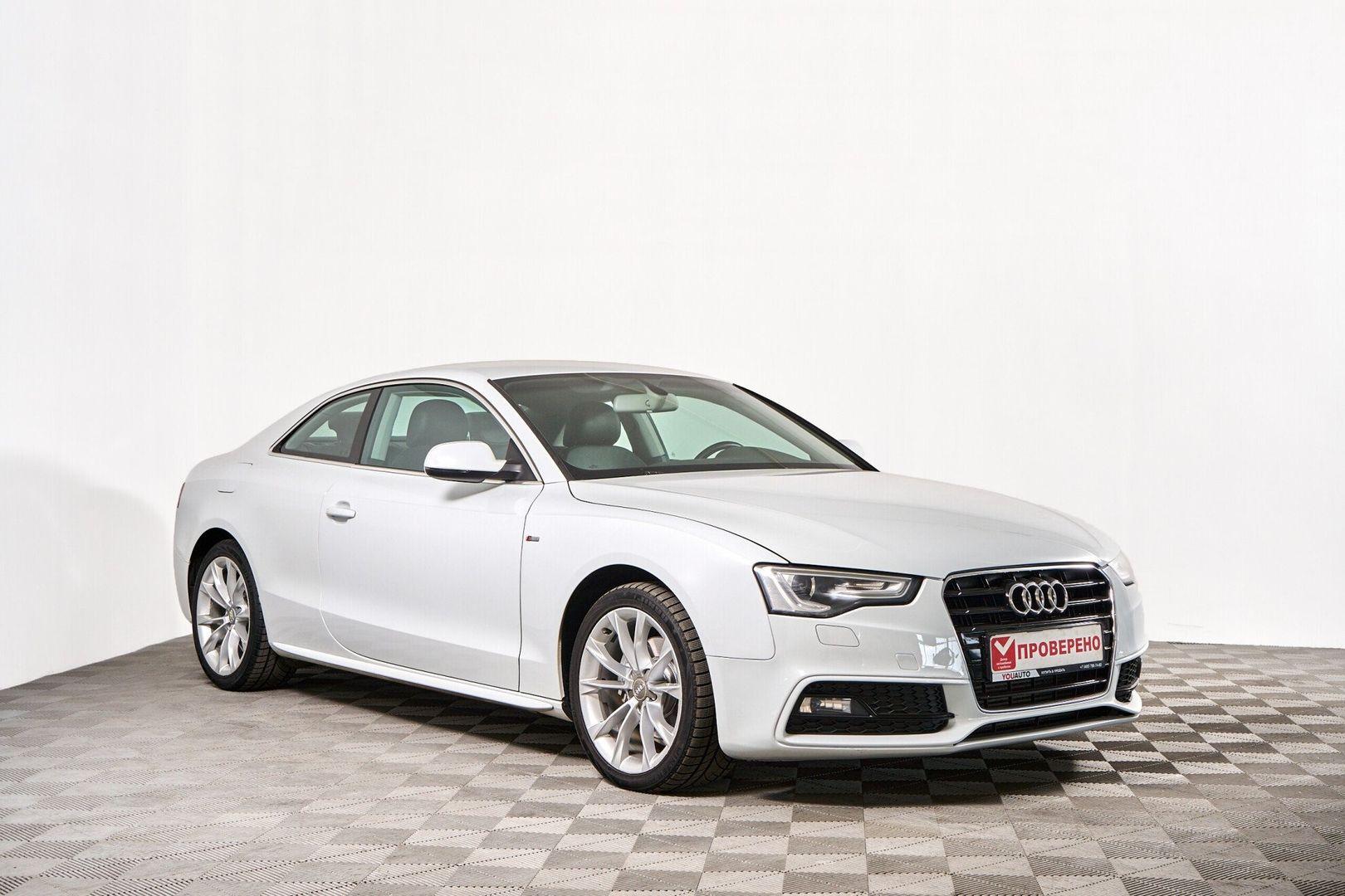 Audi A5 2013, белый