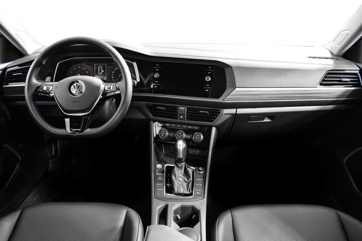 Volkswagen Jetta 2021, белый
