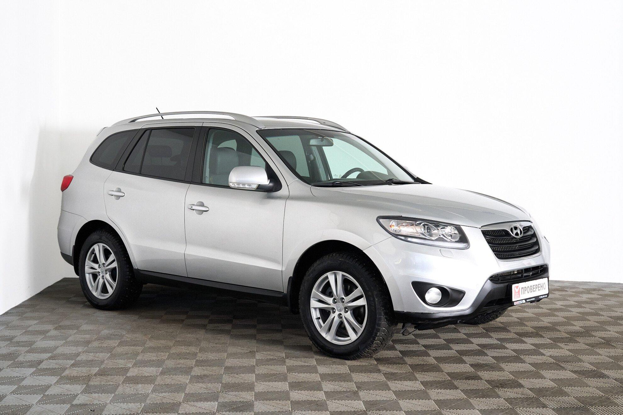 Hyundai Santa Fe 2010, серебряный