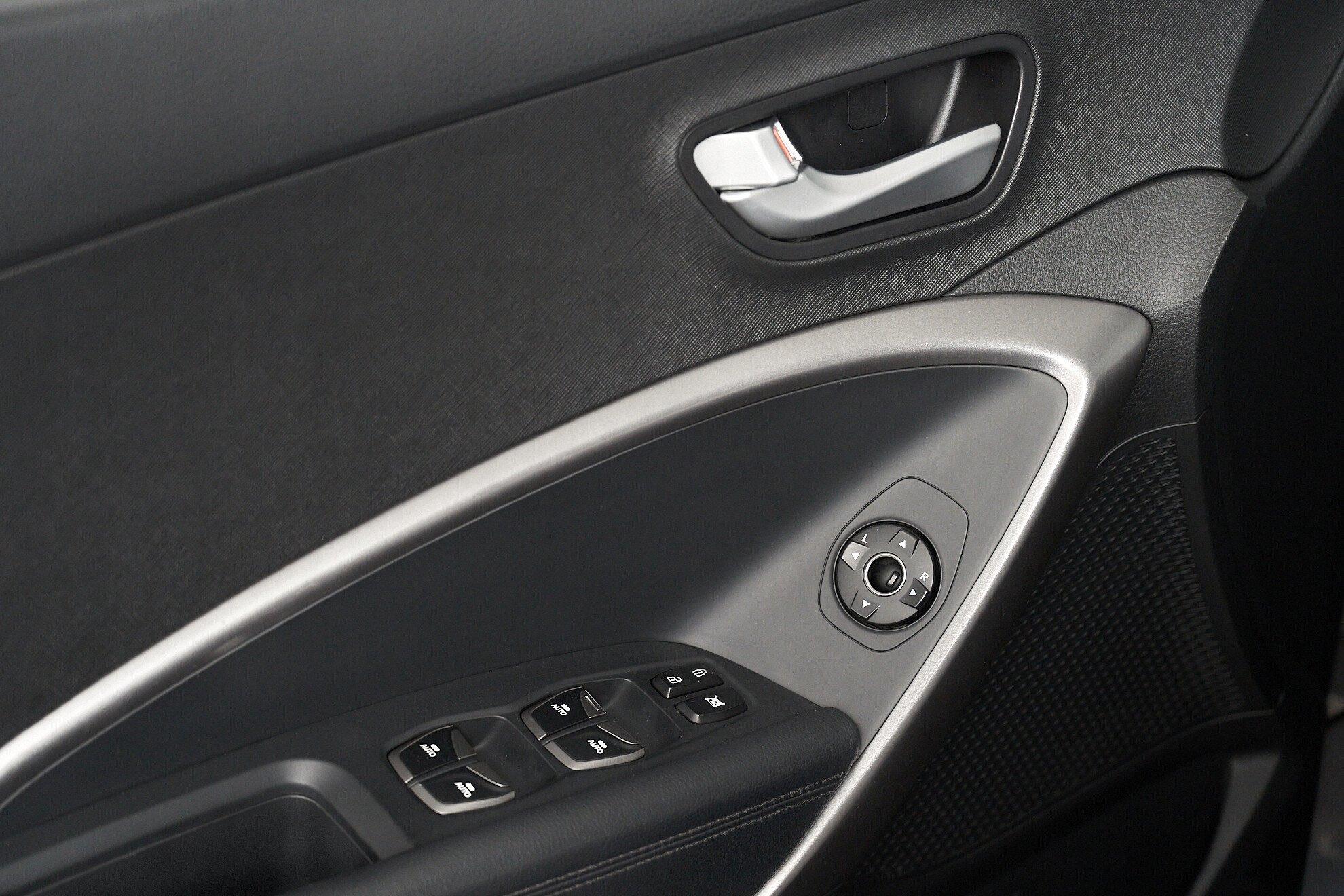 Hyundai Santa Fe 2014, серый