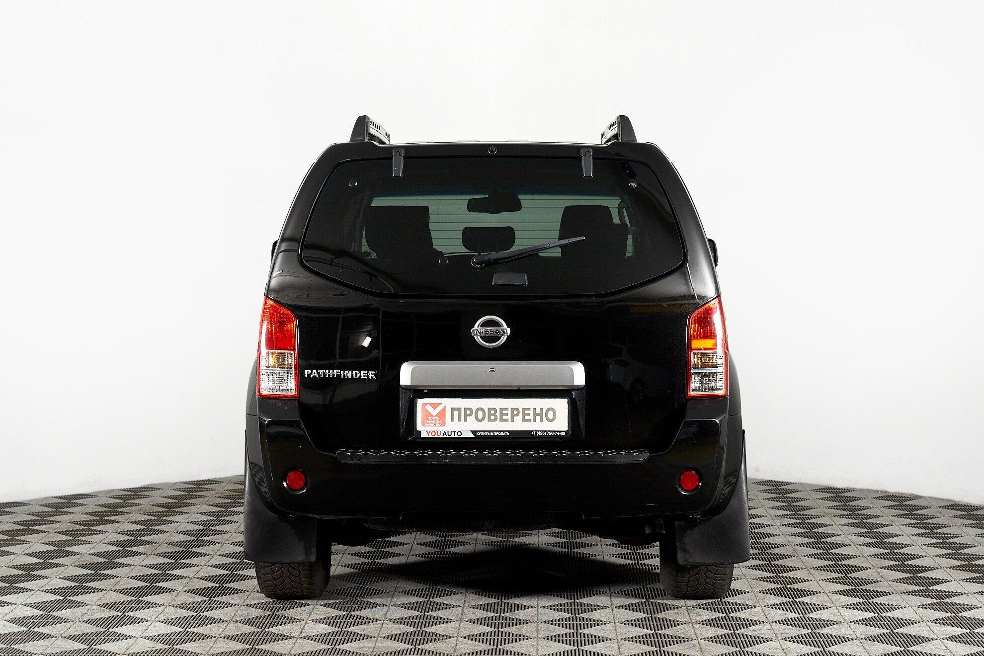 Nissan Pathfinder 2008, черный