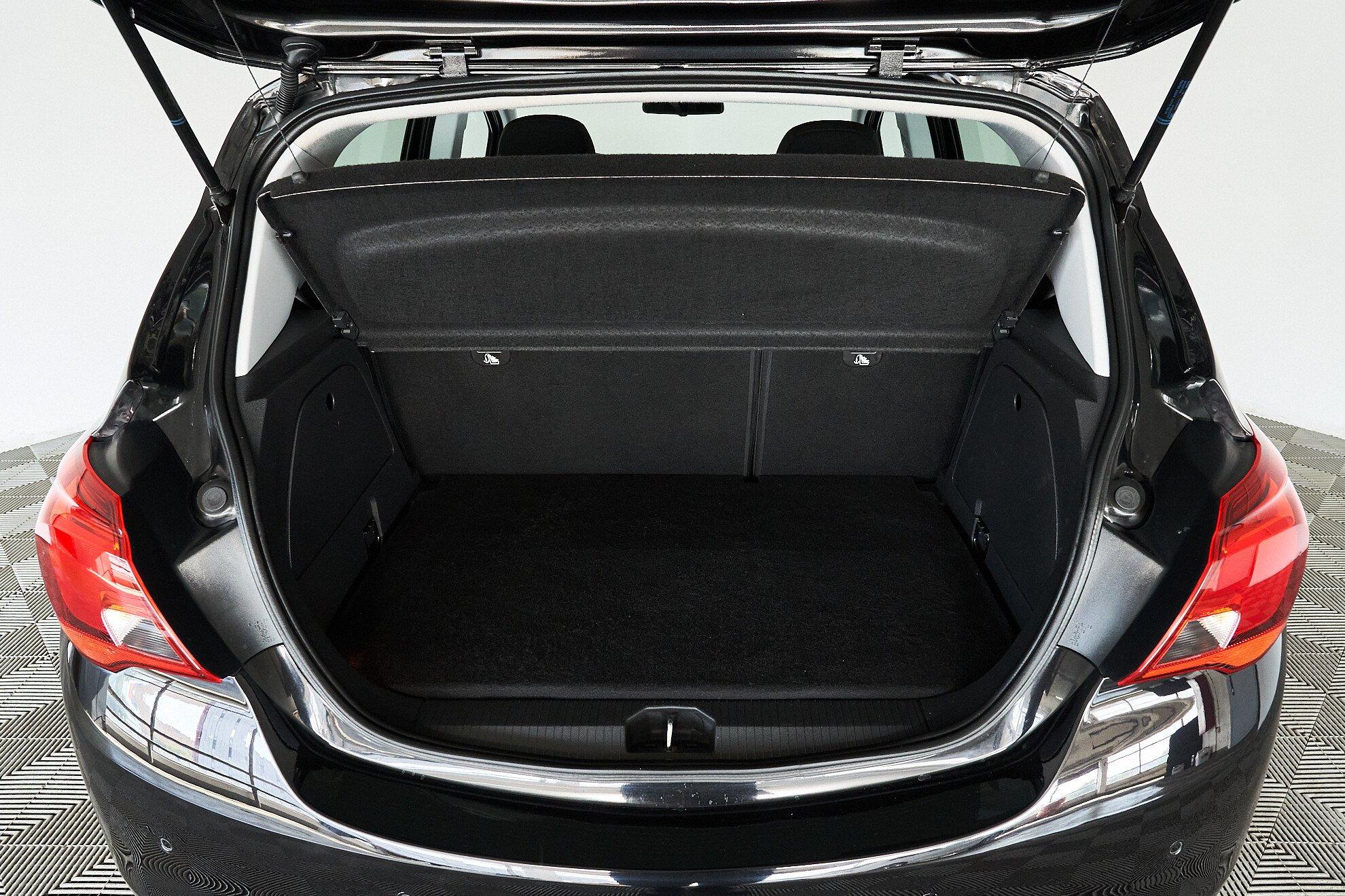 Opel Corsa 2018, черный