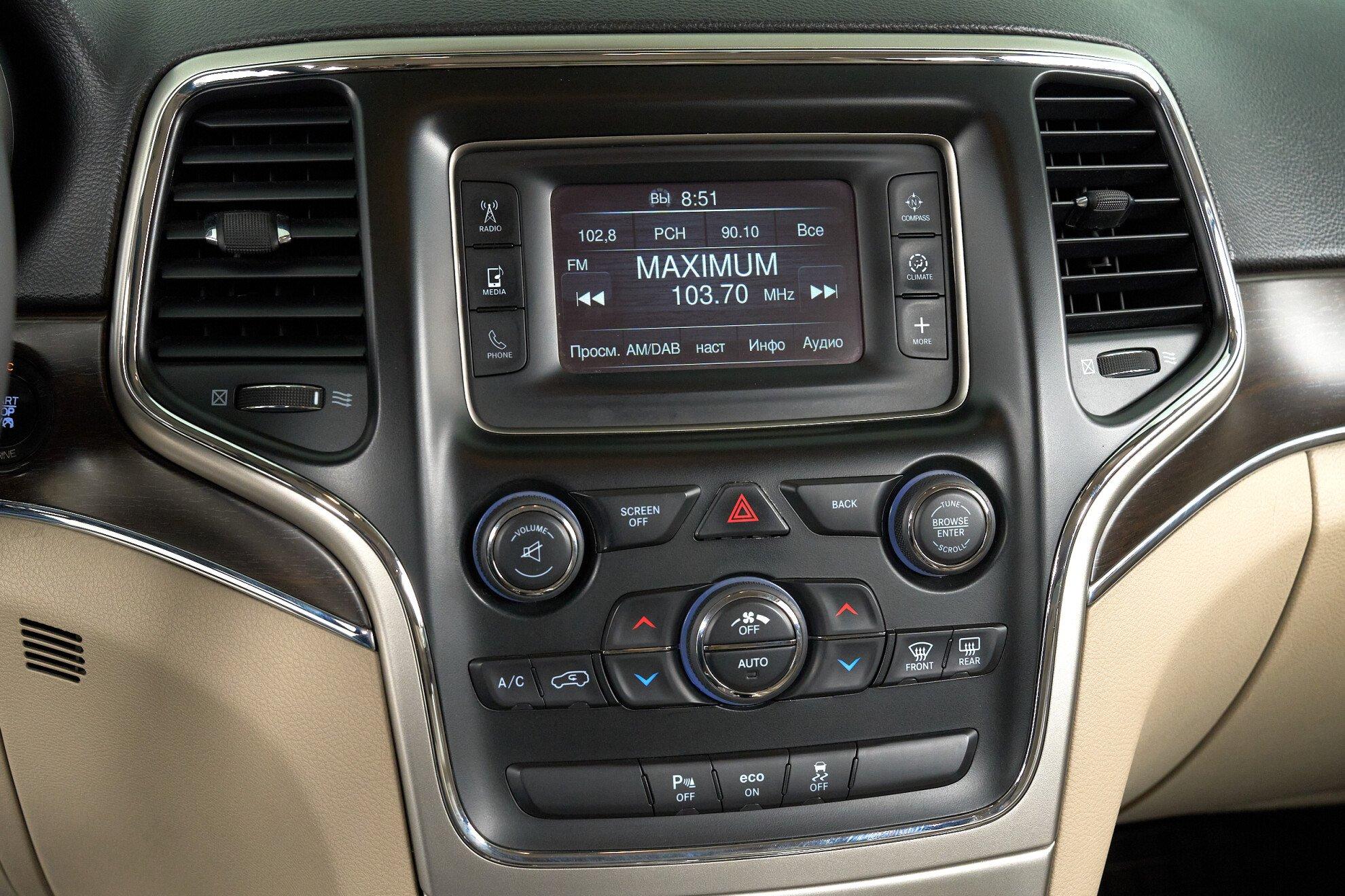 Jeep Grand Cherokee 2013, черный