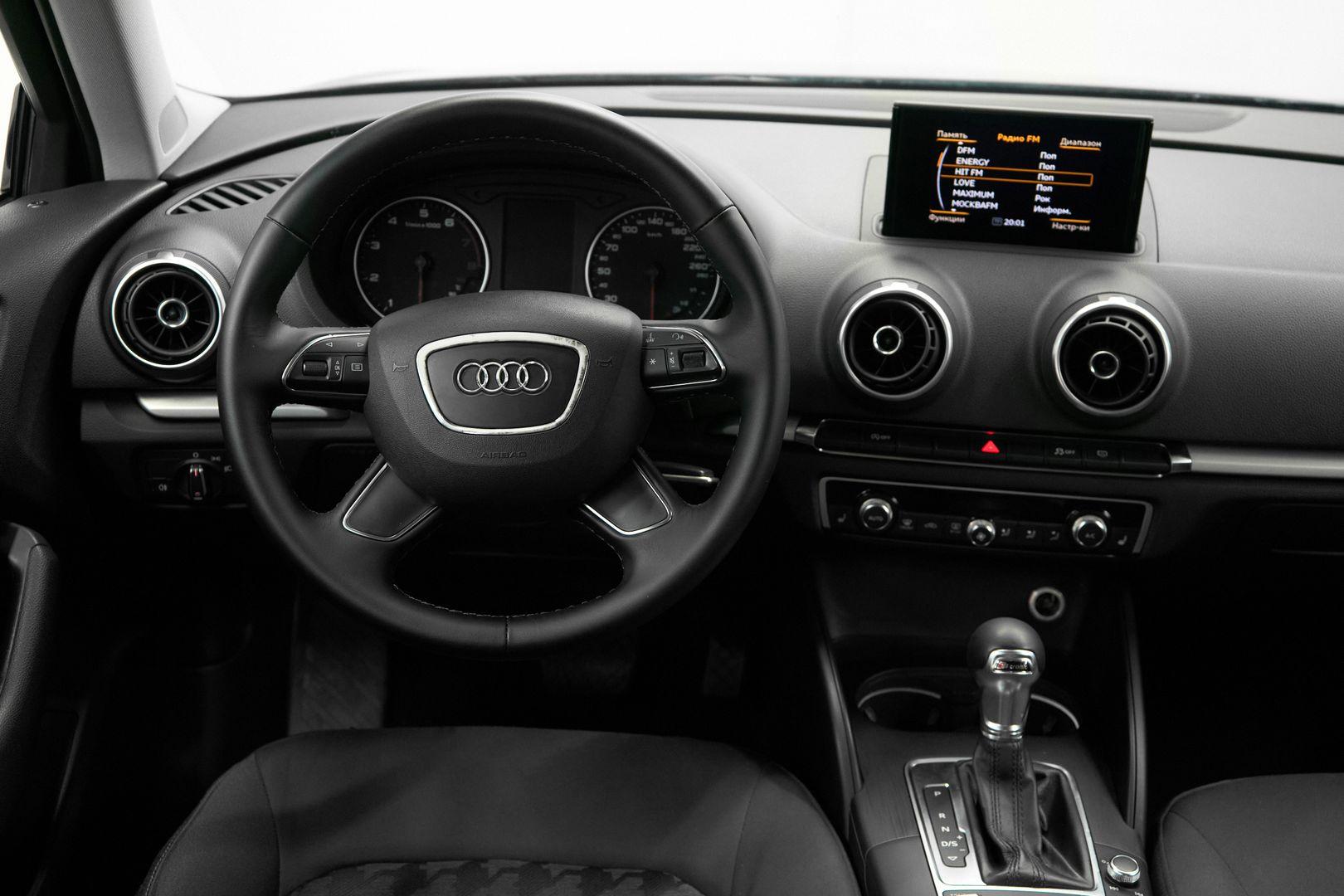 Audi A3 2013, черный