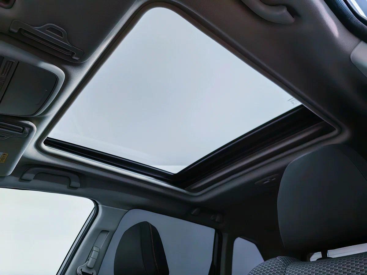 Subaru Forester 2022, серебряный
