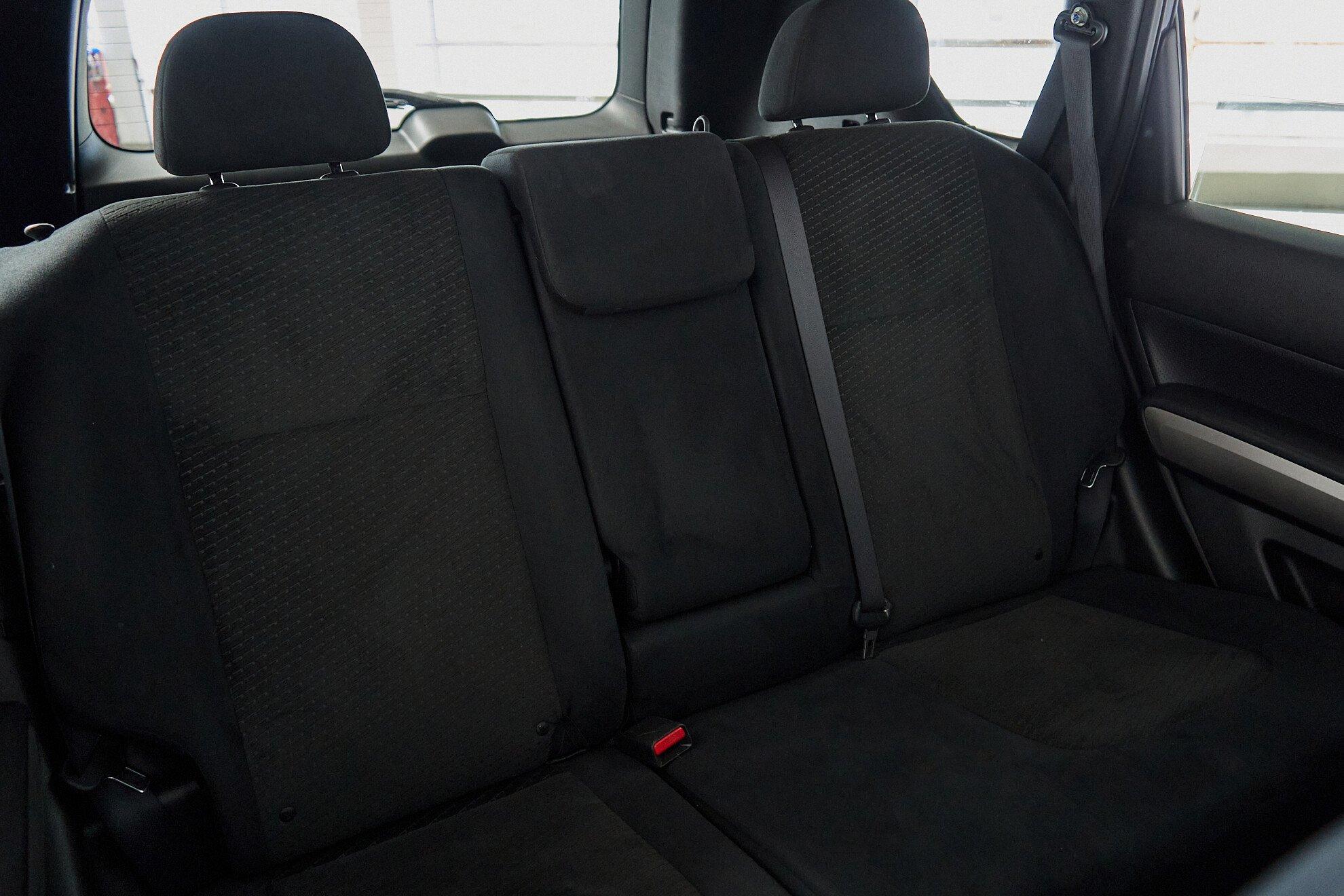 Nissan X-Trail 2011, серый