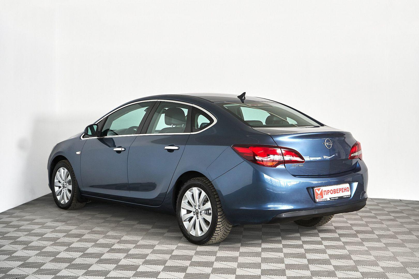 Opel Astra 2014, синий