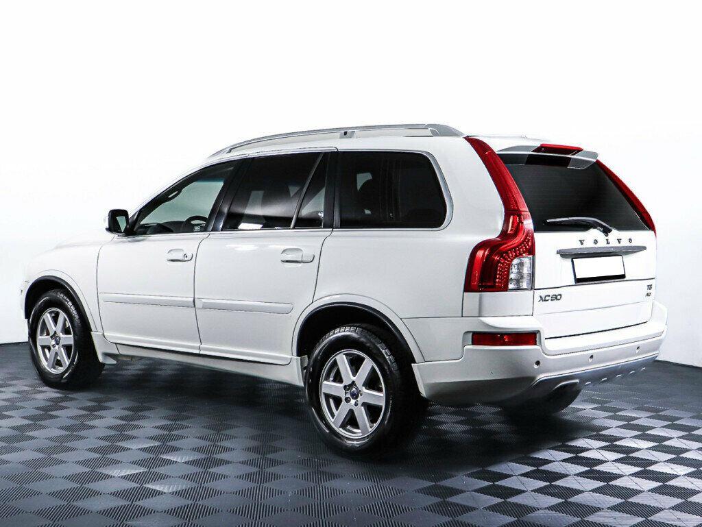 Volvo XC90 2013, белый
