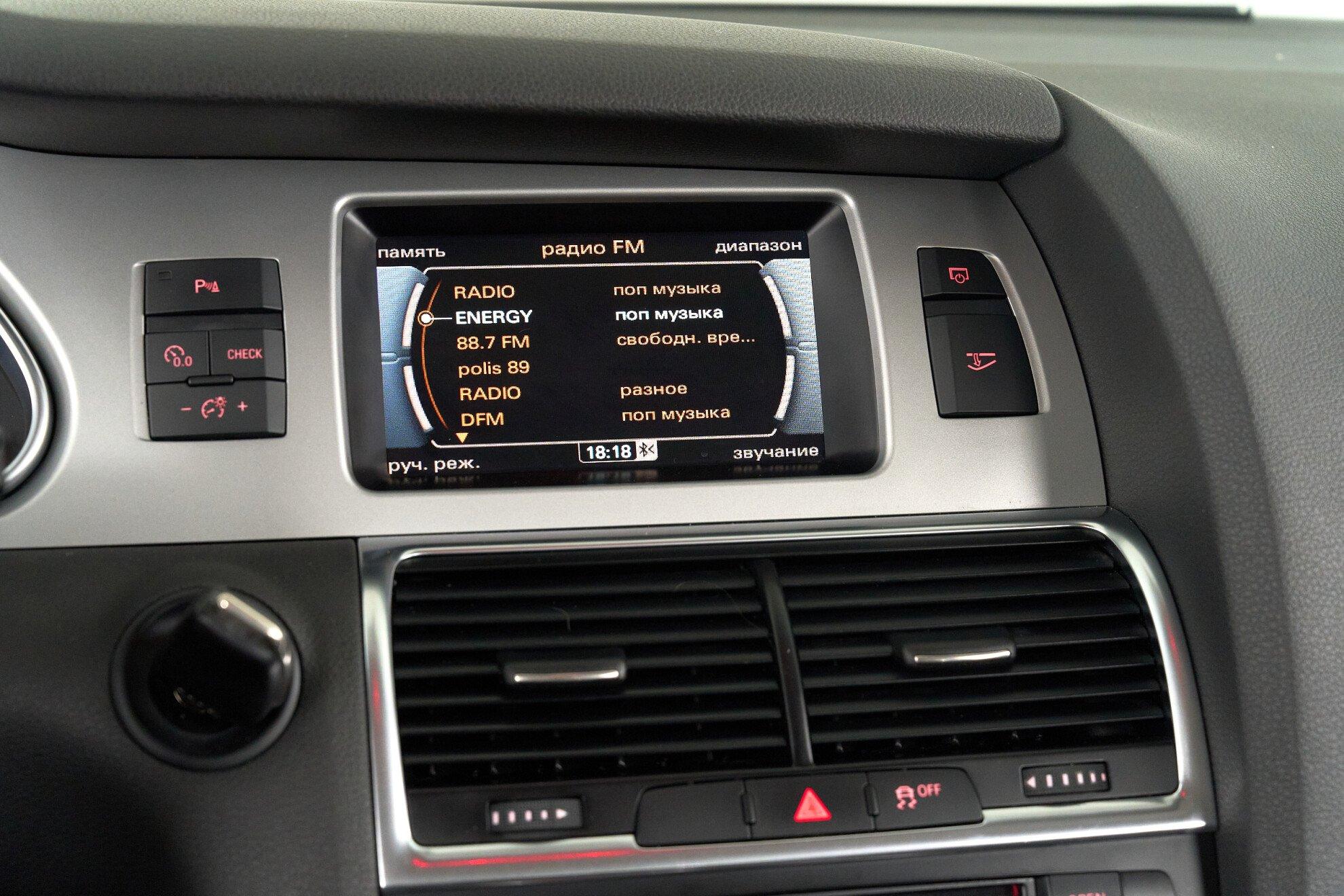 Audi Q7 2014, черный