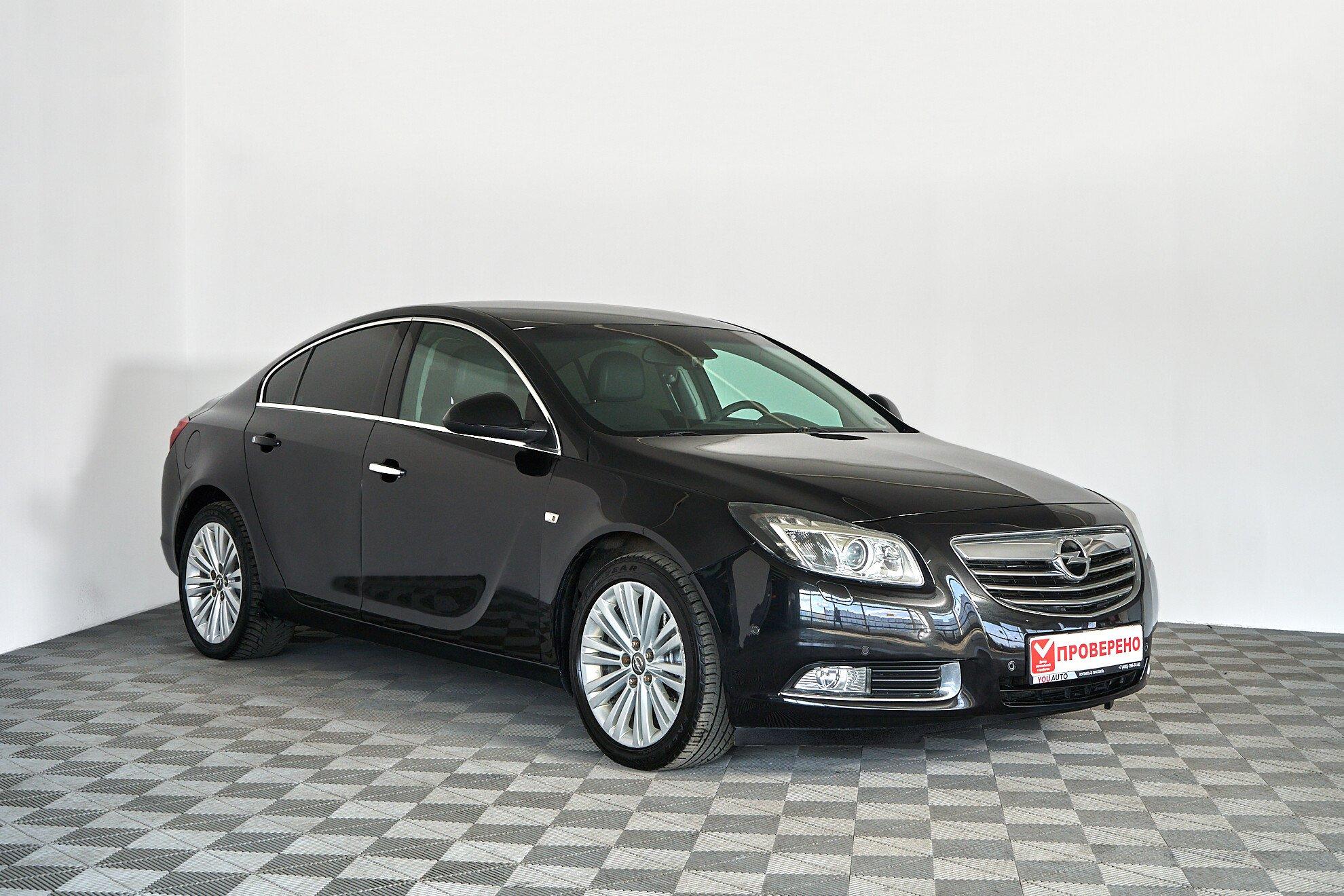 Opel Insignia 2012, черный