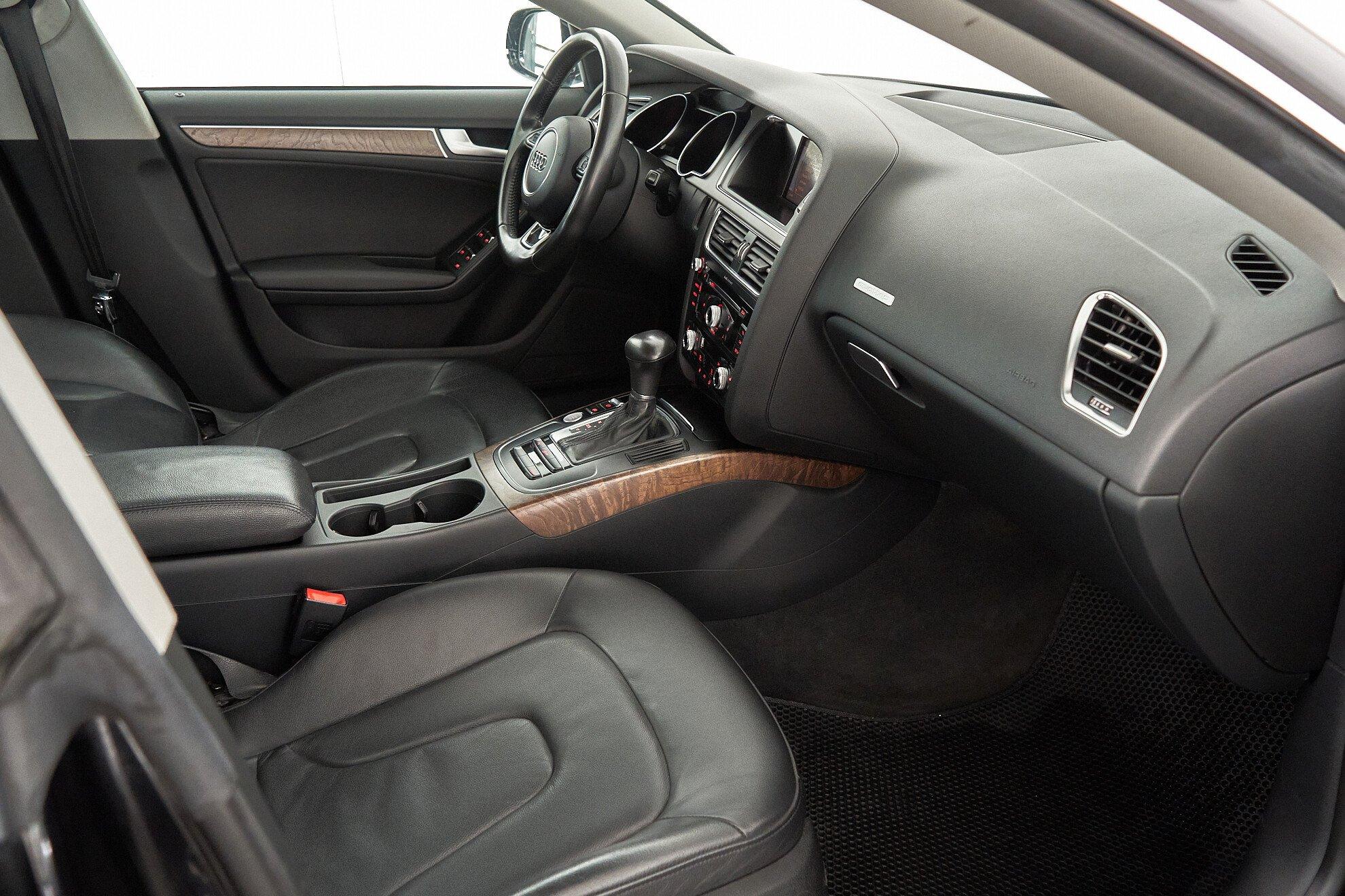 Audi A5 2013, черный