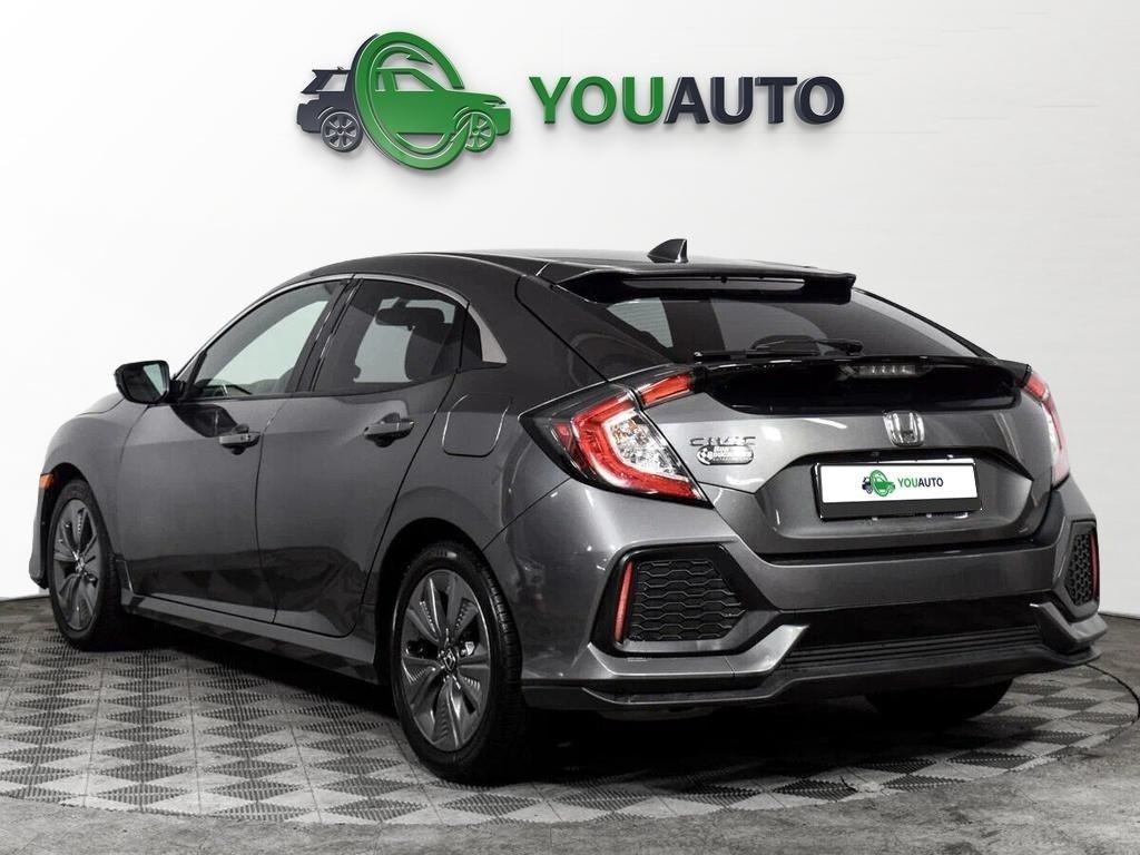 Honda Civic 2018, серый