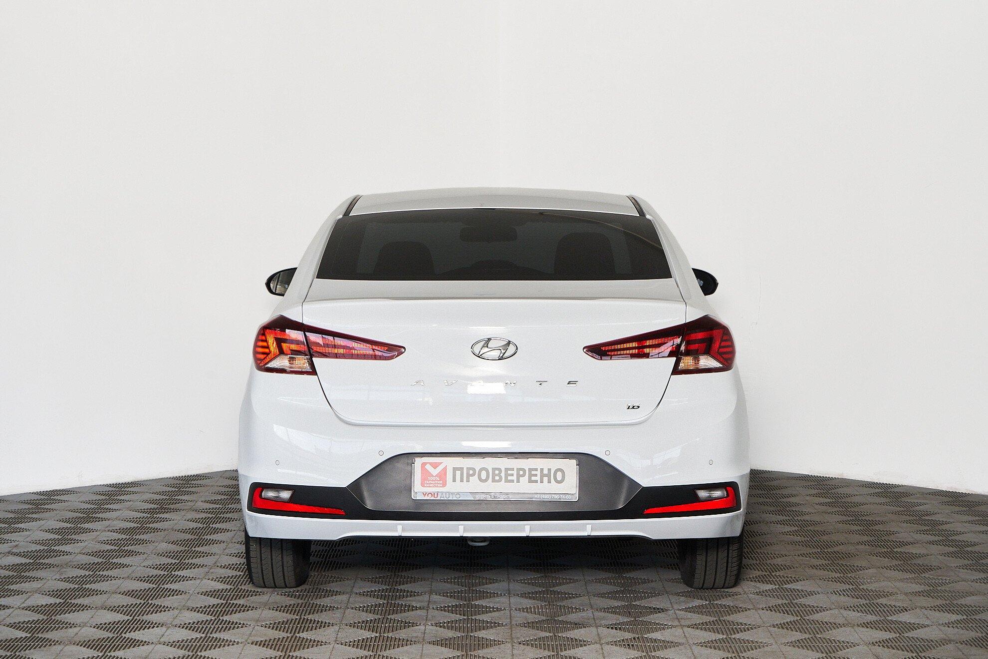 Hyundai Avante 2019, белый