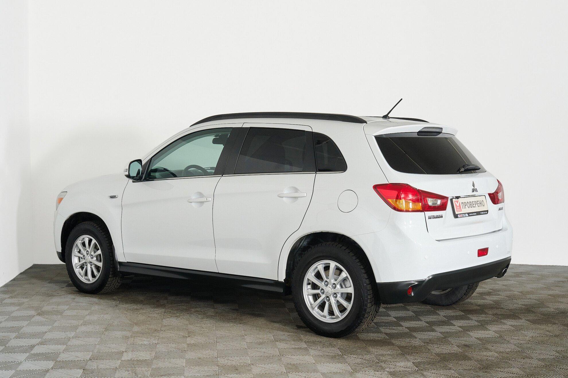 Mitsubishi ASX 2014, белый