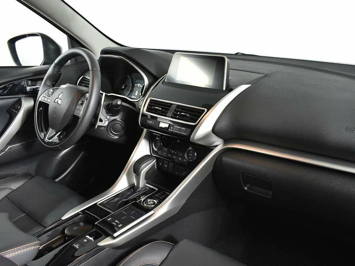 Mitsubishi Eclipse Cross 2020, черный