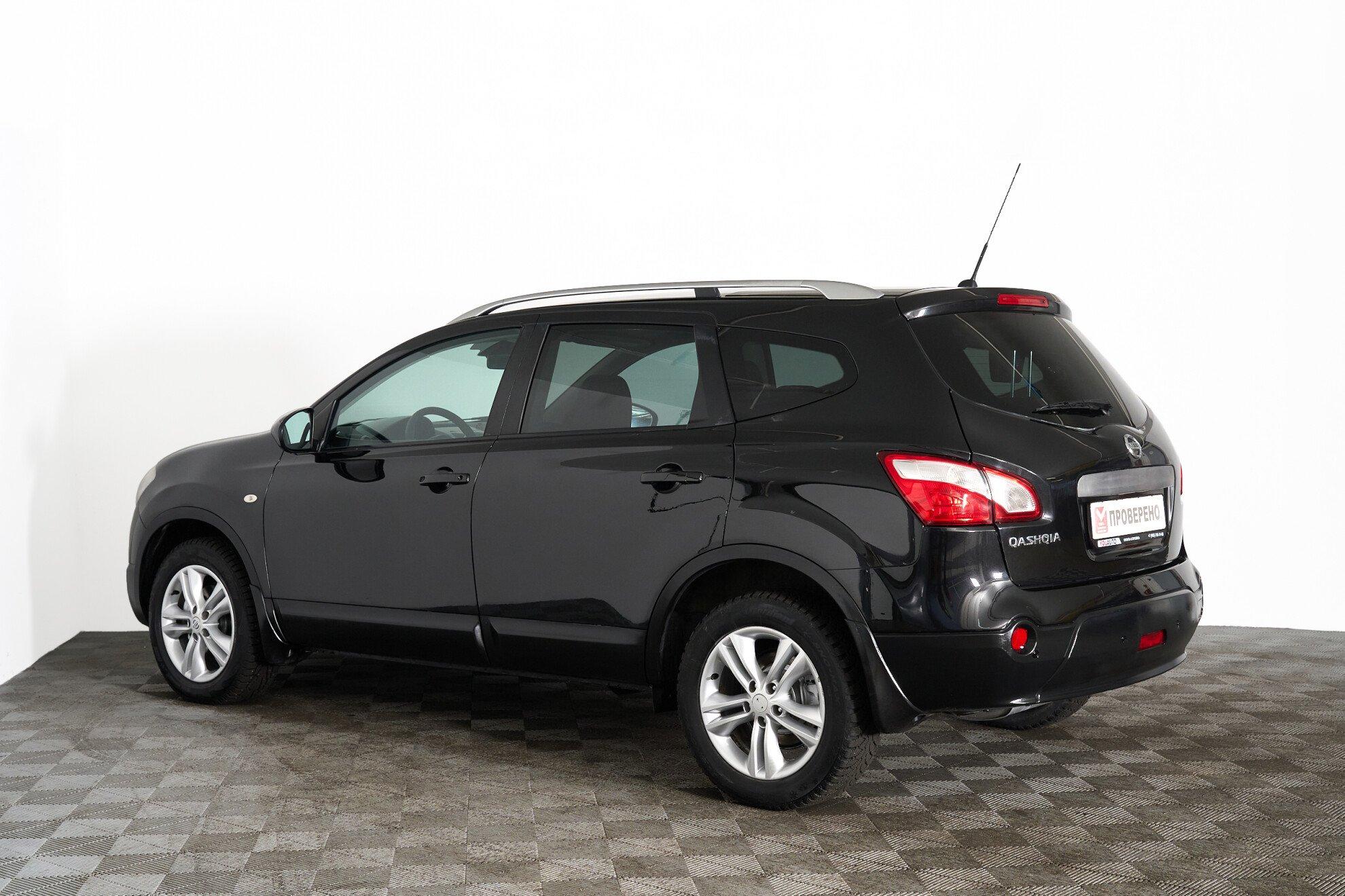 Nissan Qashqai+2 2010, черный