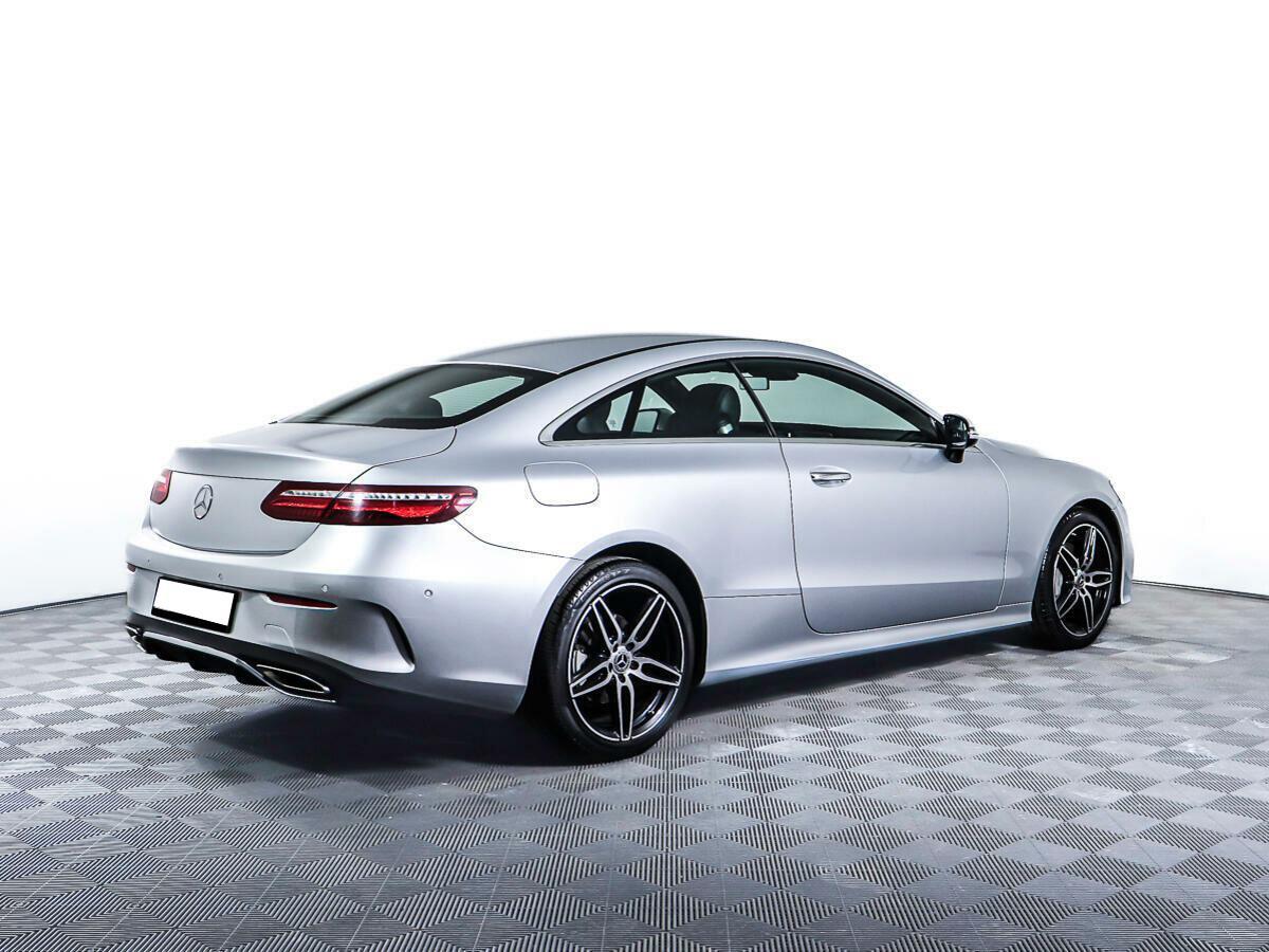 Mercedes-Benz E-Класс 2019, серебряный