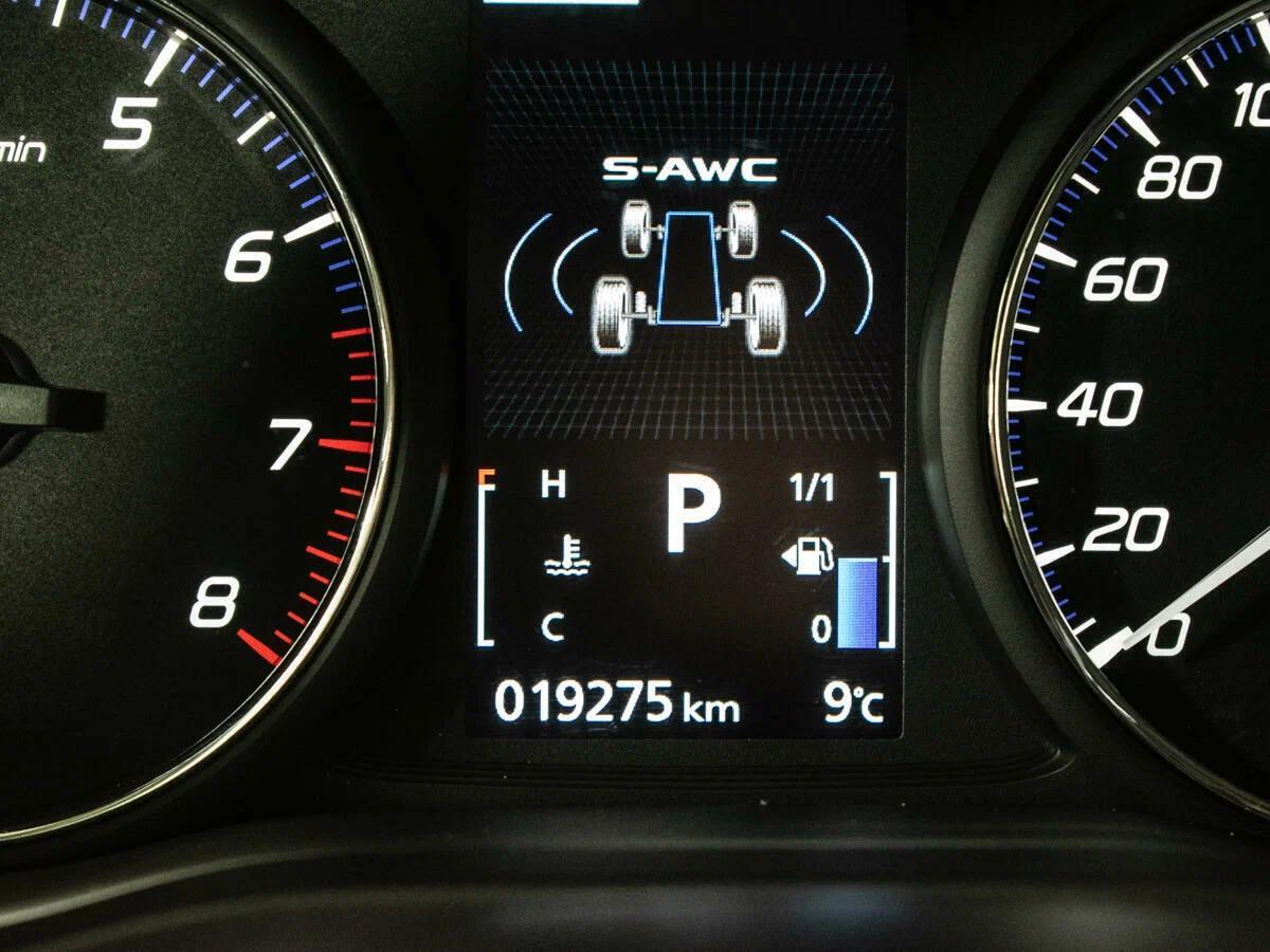 Mitsubishi Outlander 2020, синий