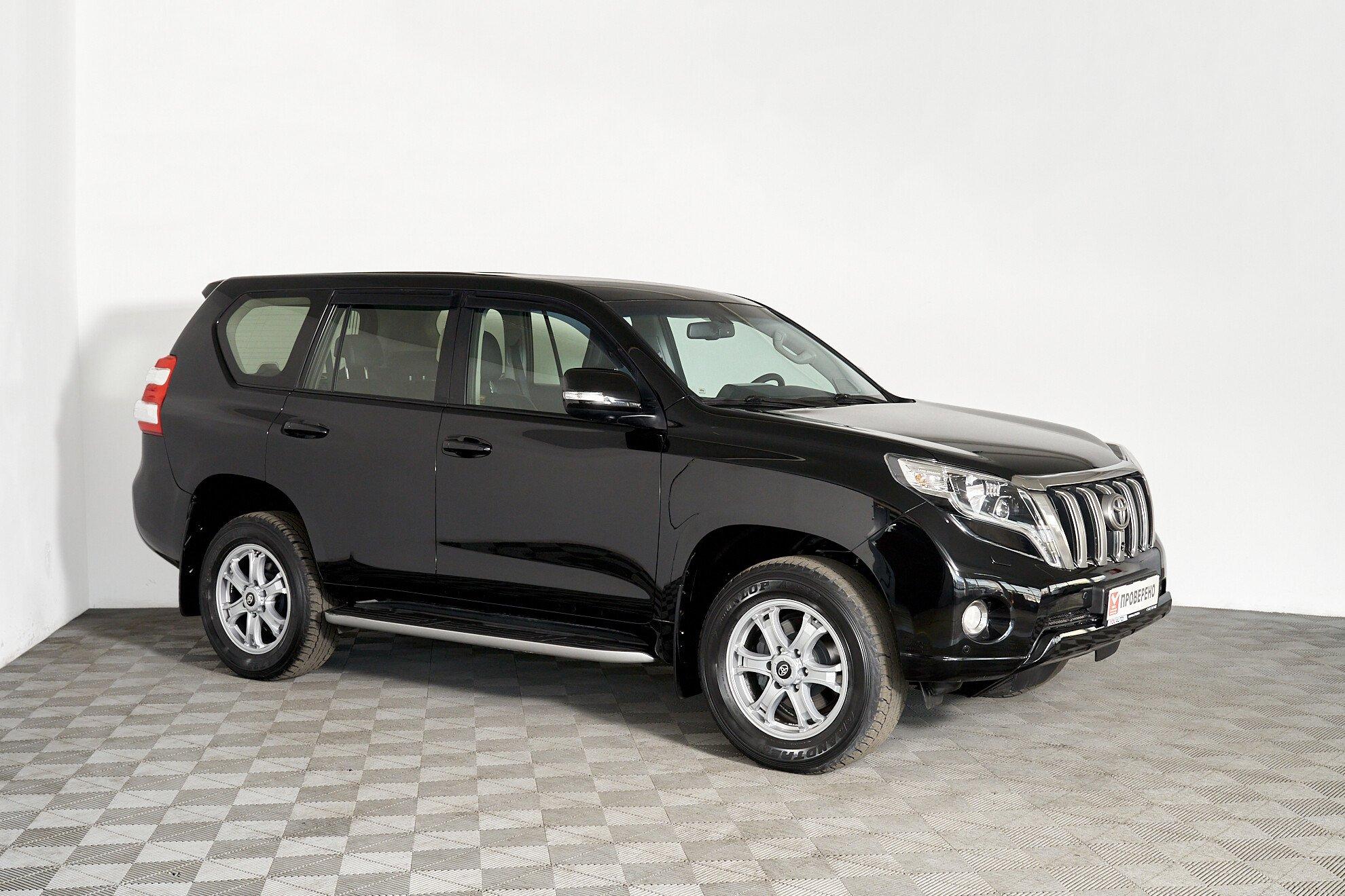 Toyota Land Cruiser Prado 2015, черный