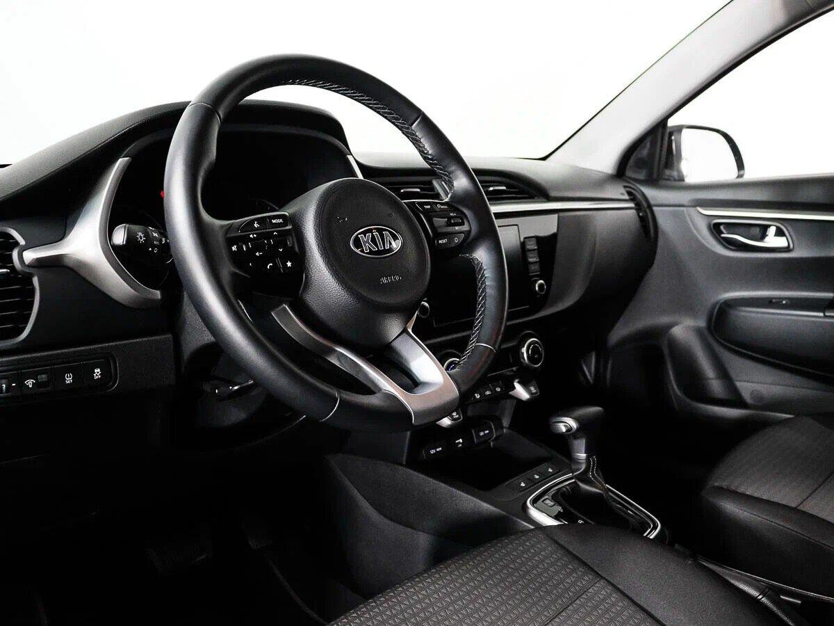 Kia Rio 2021, черный