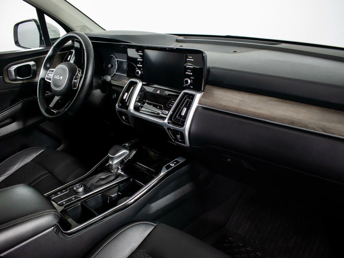 Kia Sorento 2022, белый