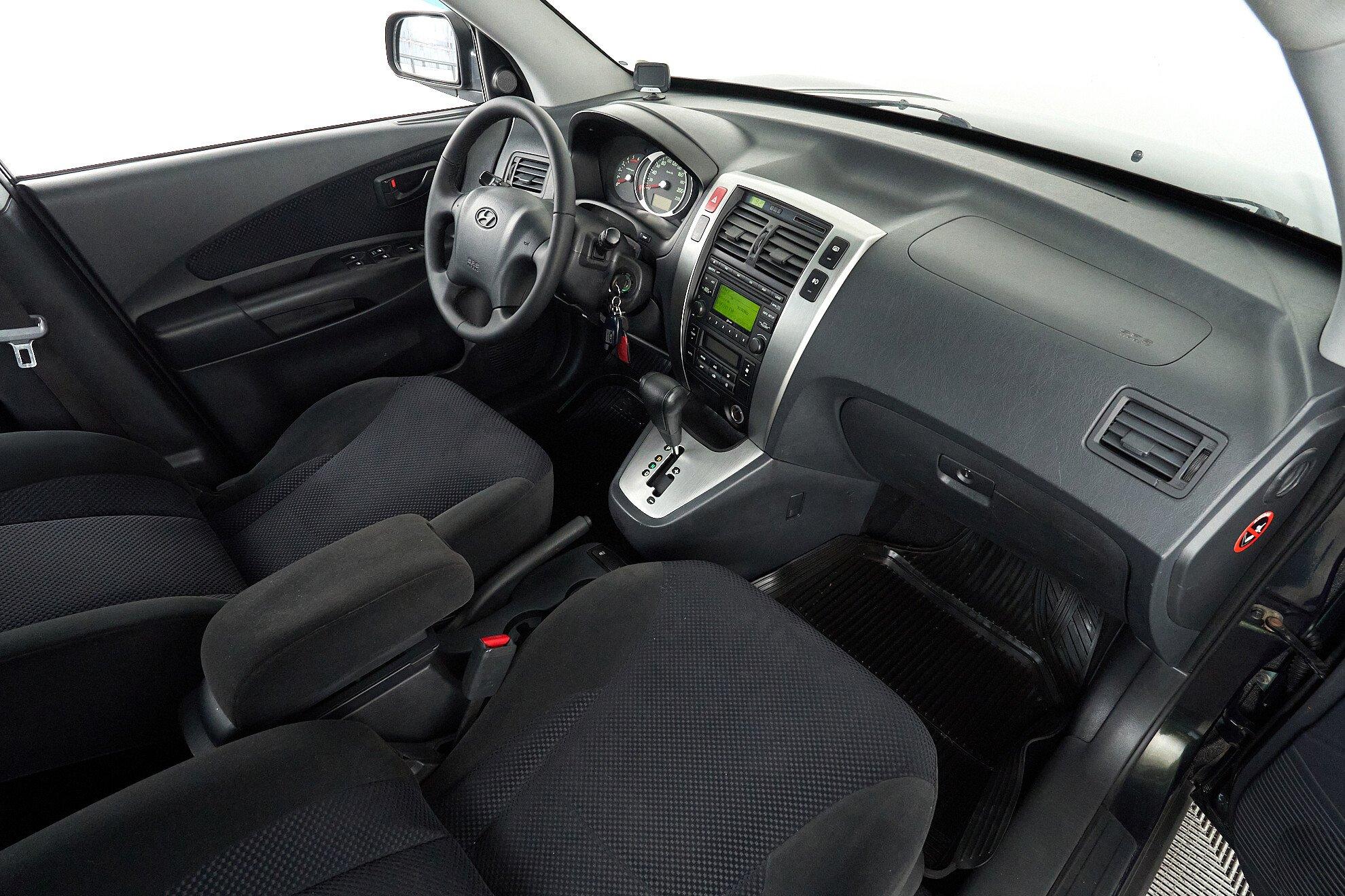 Hyundai Tucson 2008, зеленый