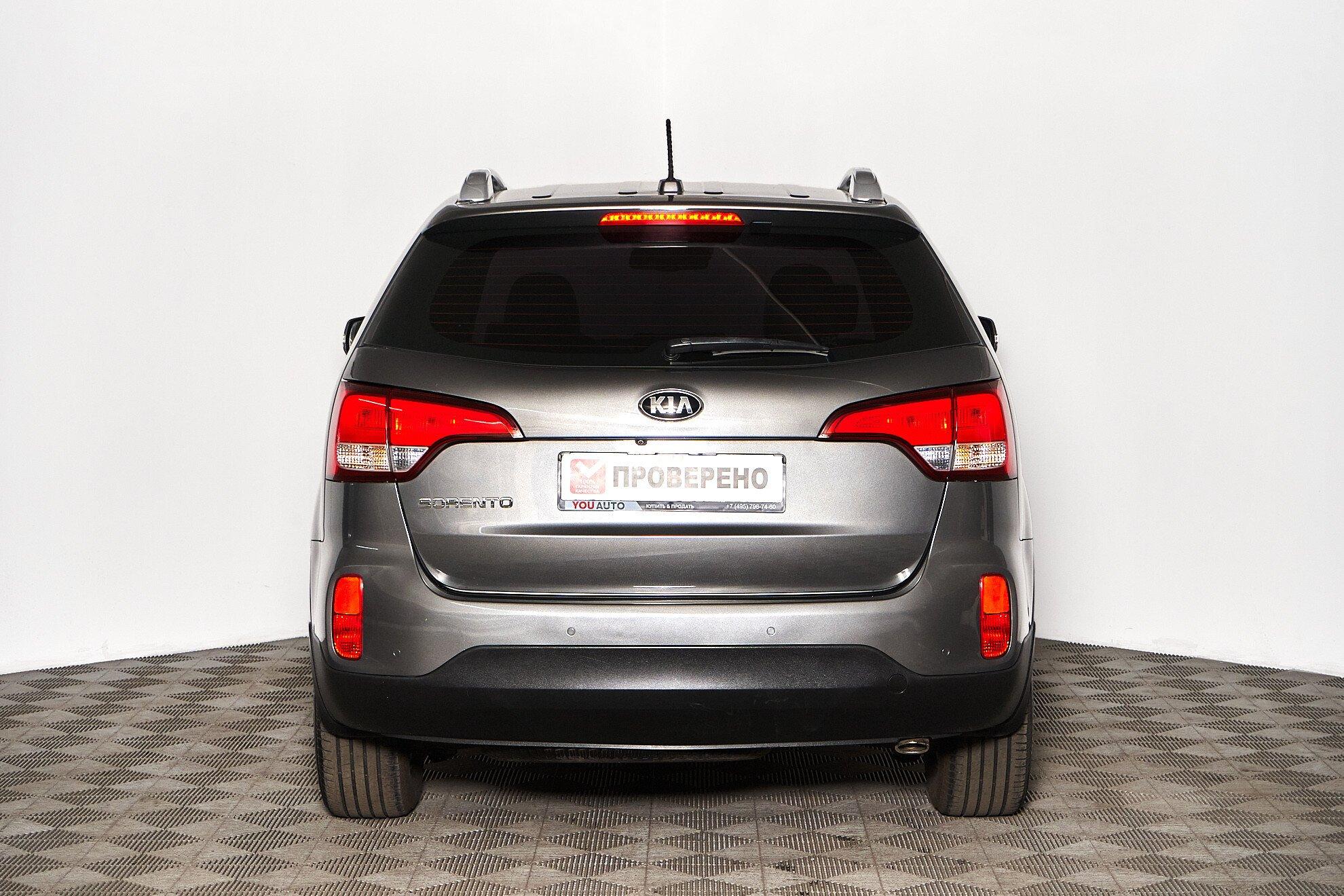Kia Sorento 2019, серый