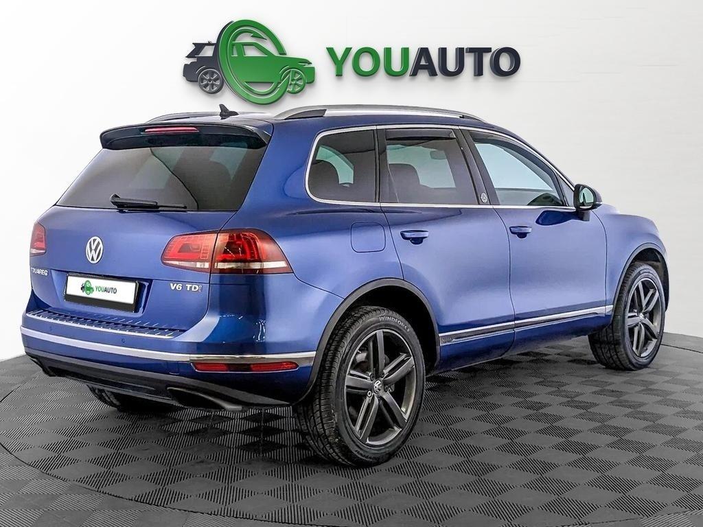 Volkswagen Touareg 2018, синий