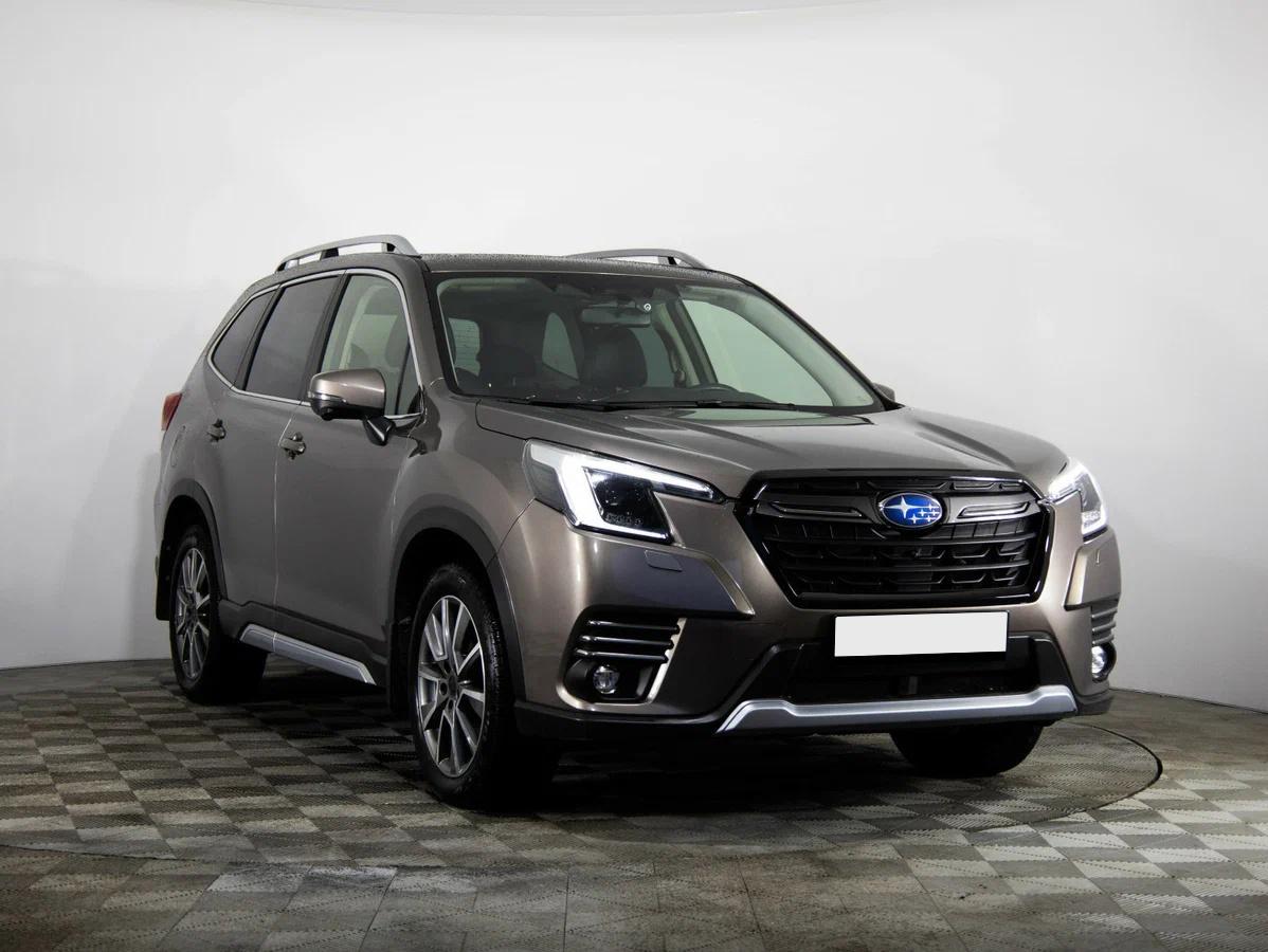 Subaru Forester 2022, коричневый