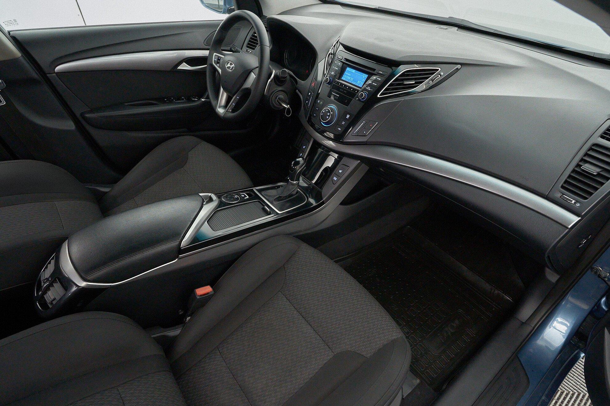 Hyundai i40 2015, синий