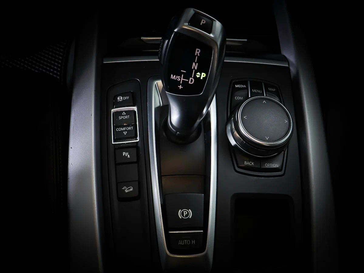 BMW X5 2017, черный
