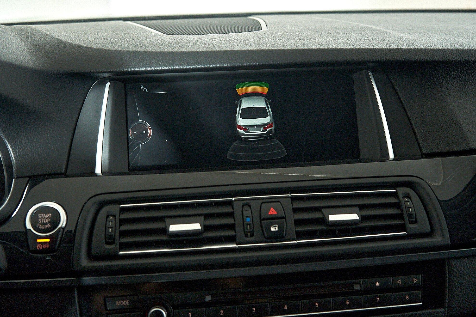BMW 5 серии 2012, черный