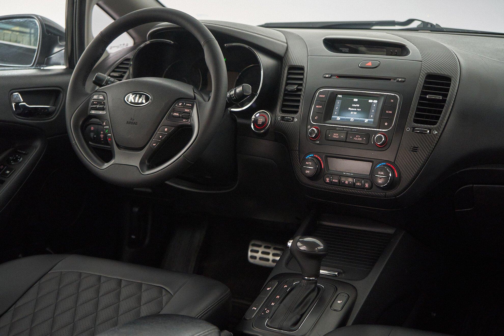 Kia Cerato 2013, черный