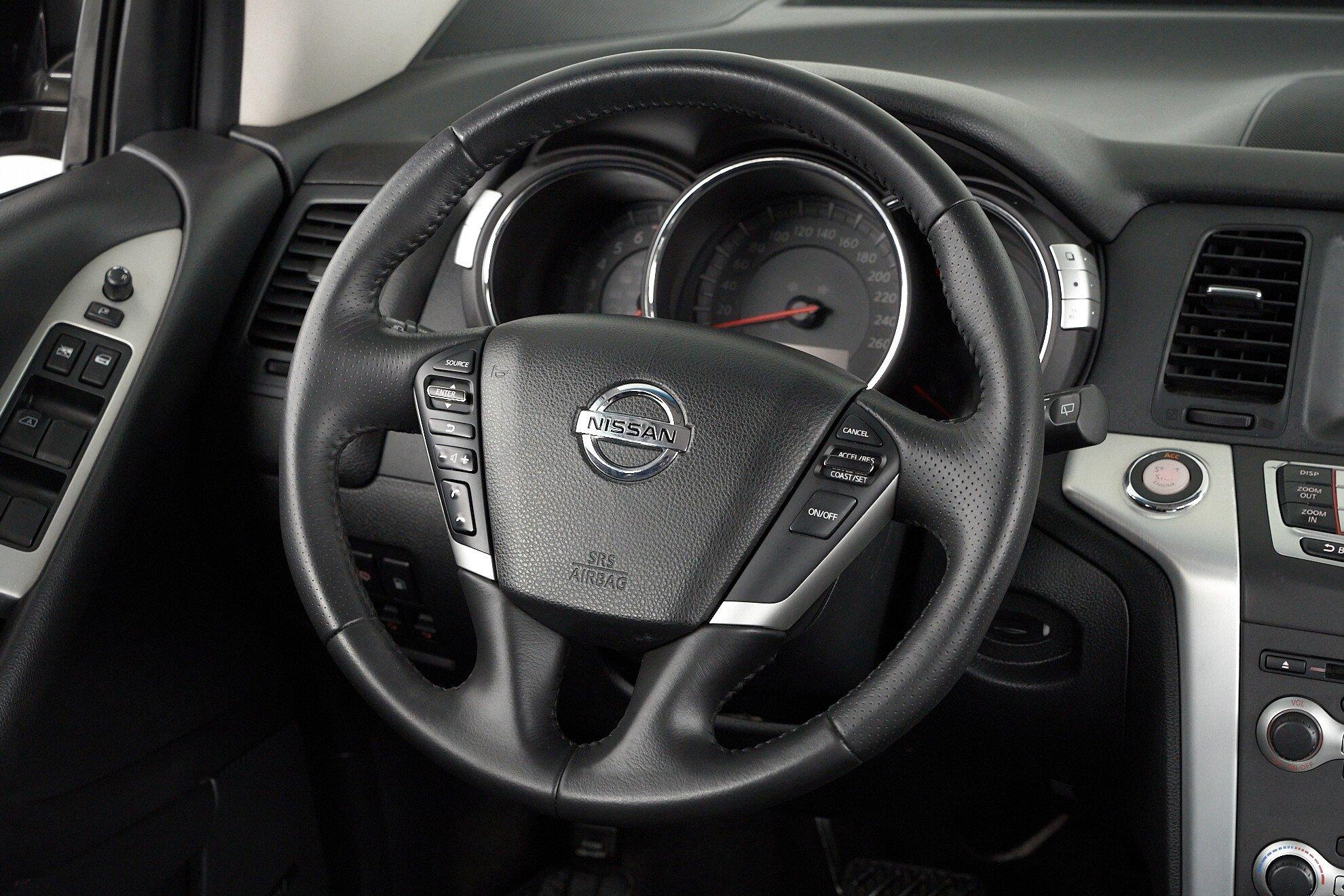 Nissan Murano 2012, бежевый