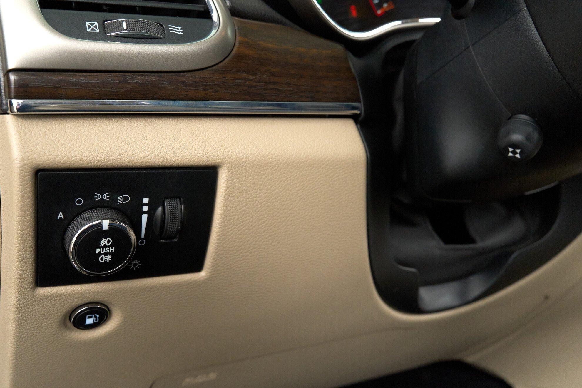 Jeep Grand Cherokee 2013, черный