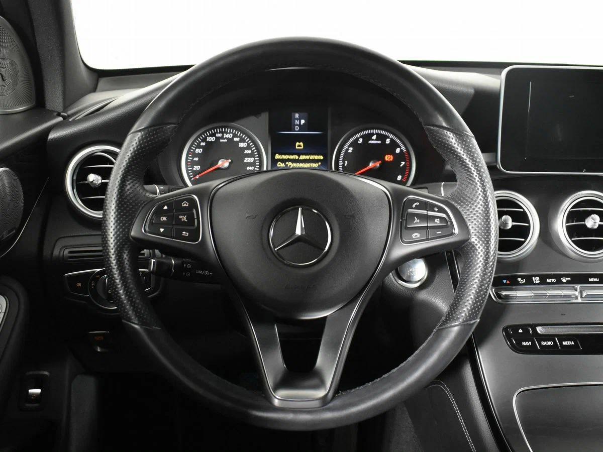 Mercedes-Benz GLC Coupe 2019, белый