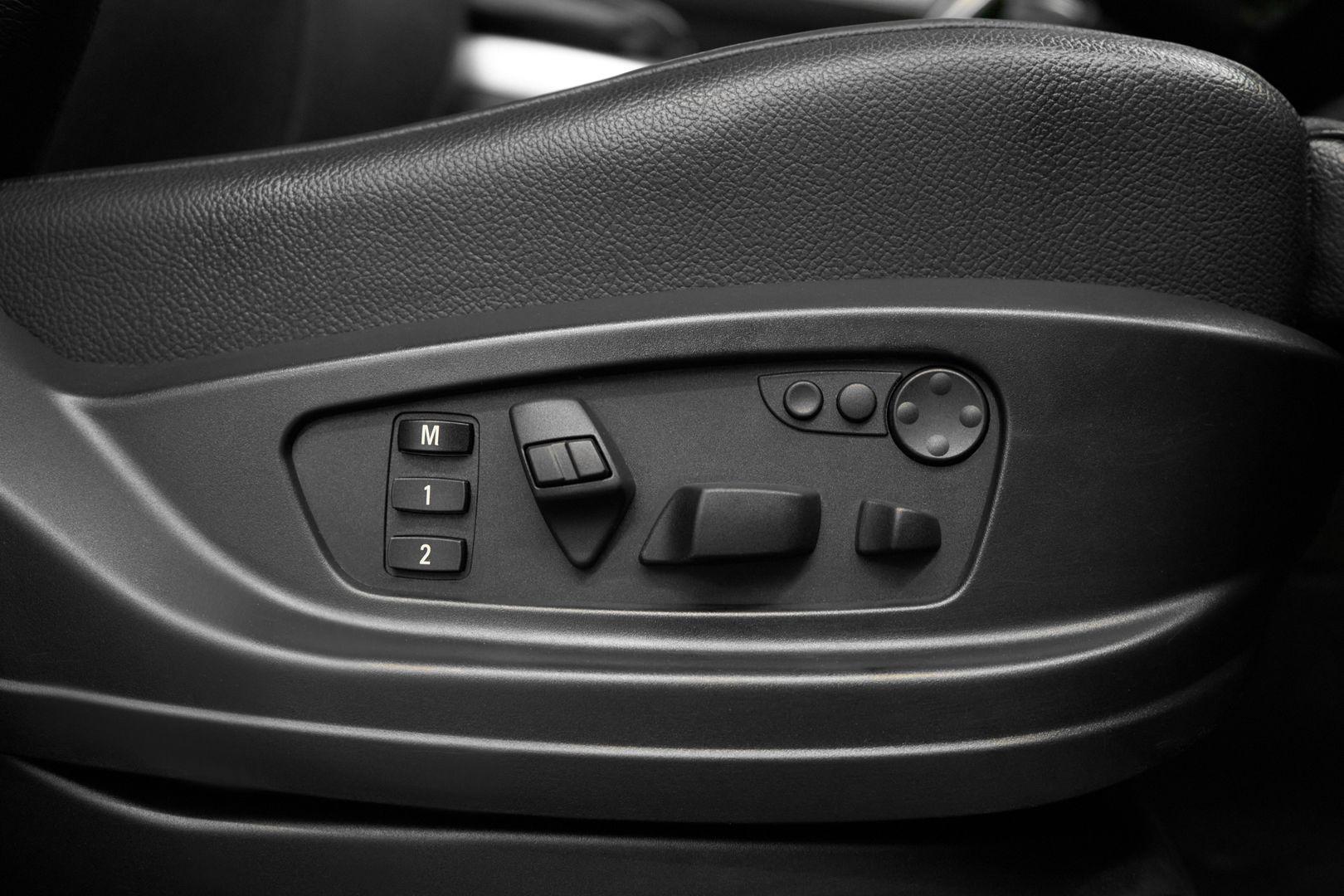 BMW X5 2010, черный