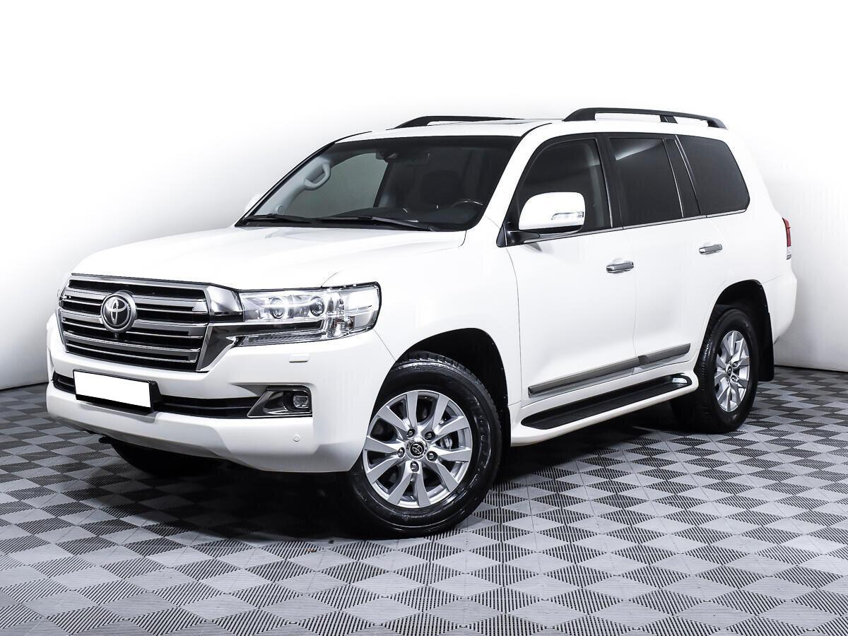 Toyota Land Cruiser 2020, белый