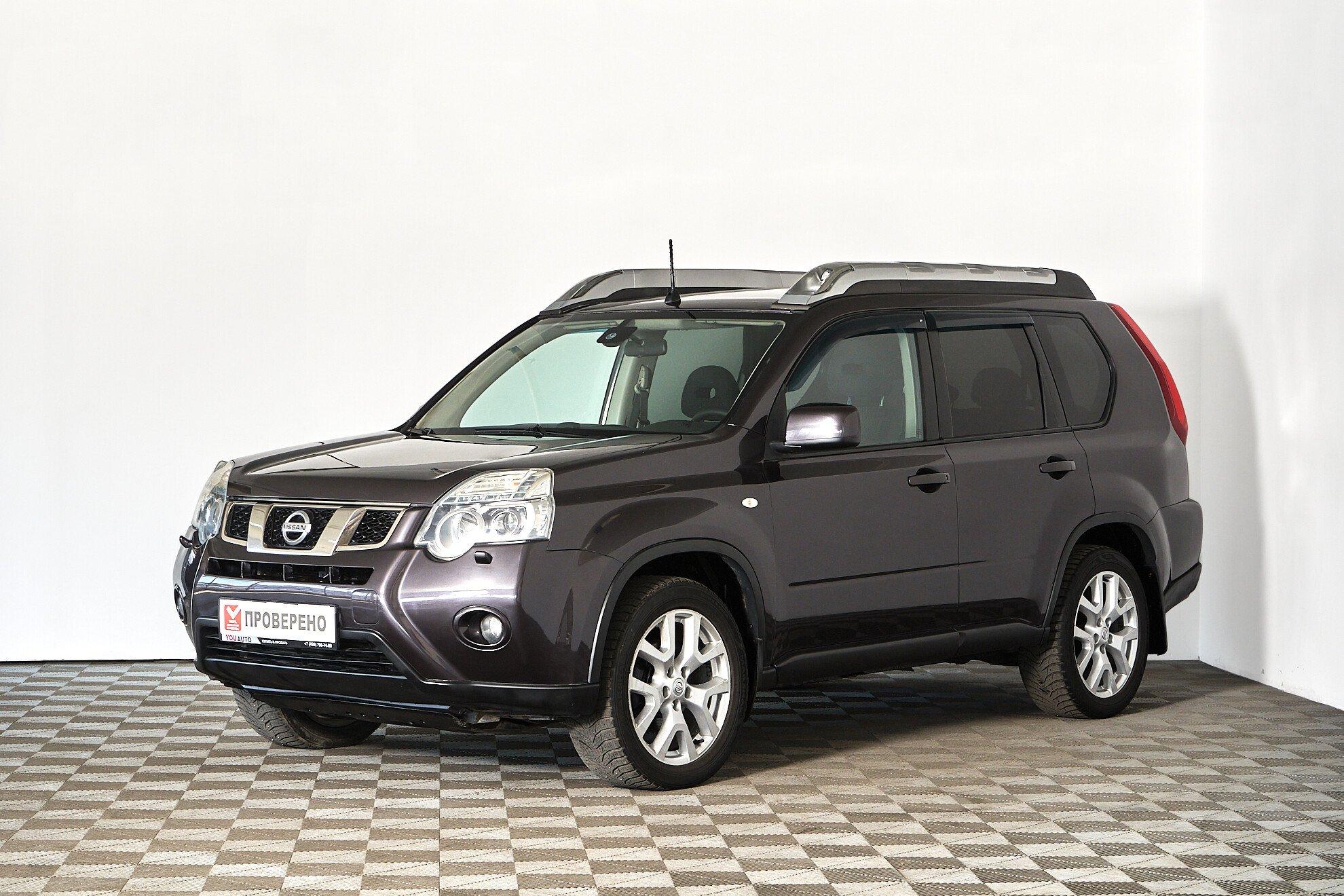 Nissan X-Trail 2011, серый