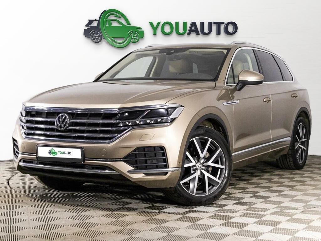Volkswagen Touareg 2018, бежевый