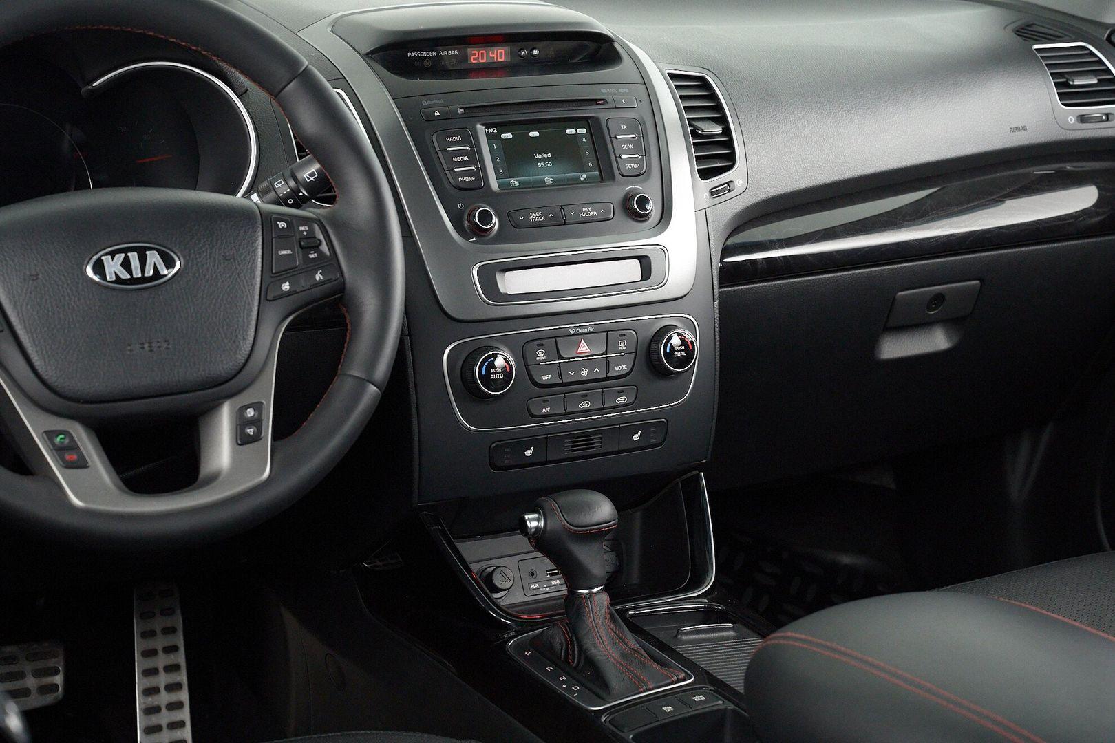 Kia Sorento 2019, черный