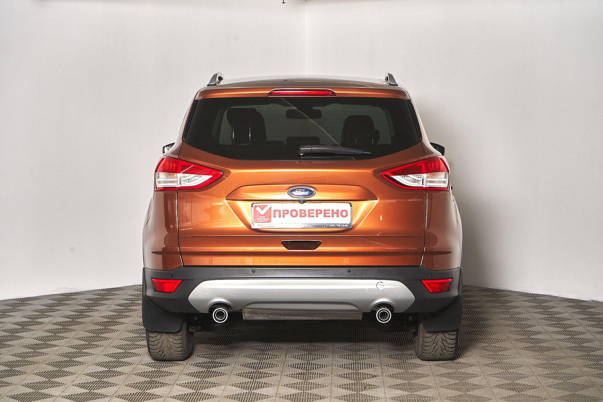 Ford Kuga 2013, коричневый