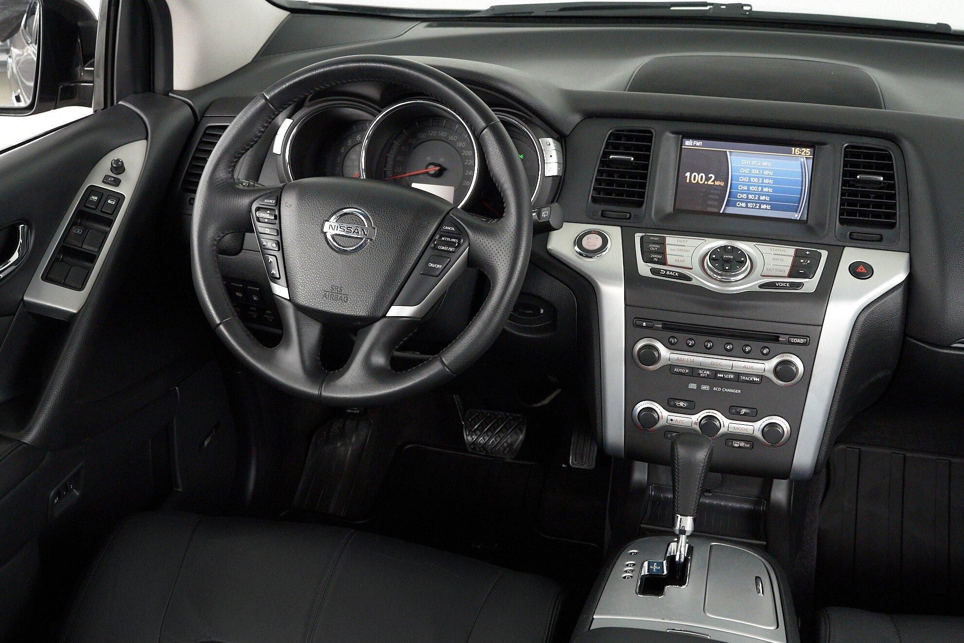Nissan Murano 2012, бежевый