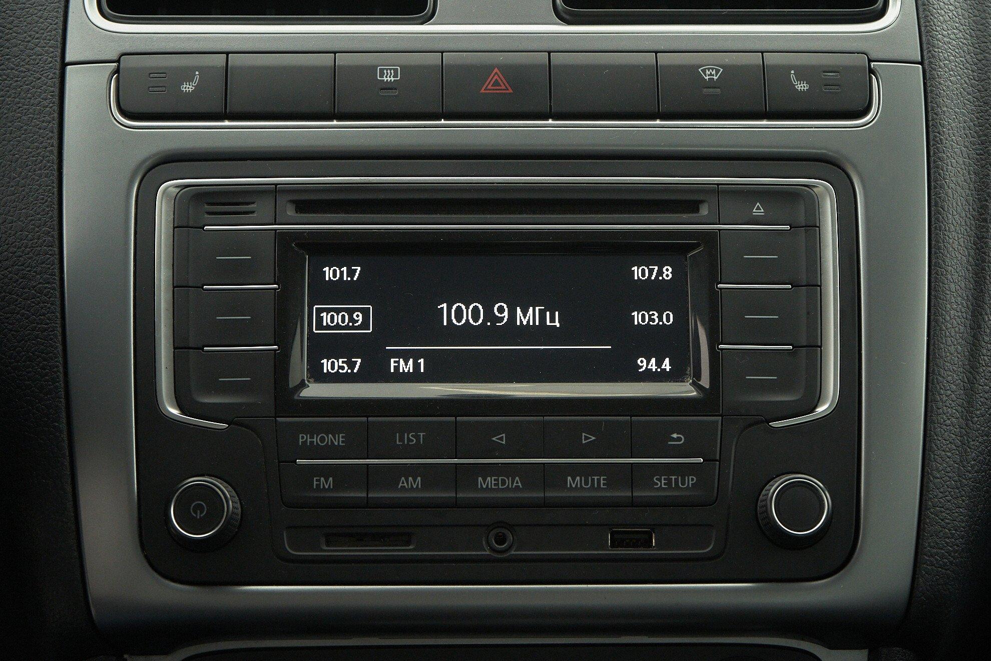 Volkswagen Polo 2019, коричневый