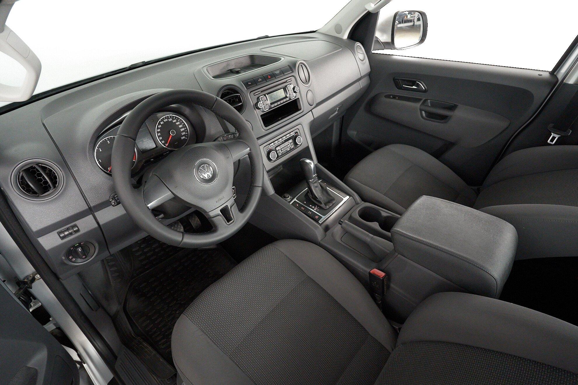 Volkswagen Amarok 2013, серебряный