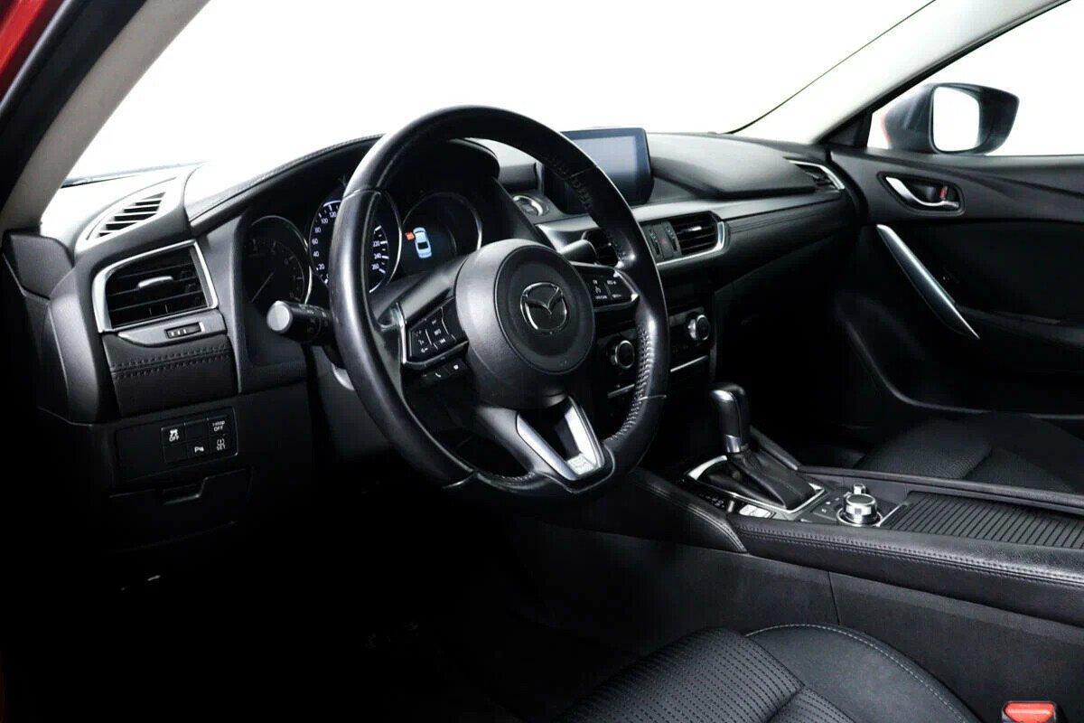 Mazda 6 2018, красный